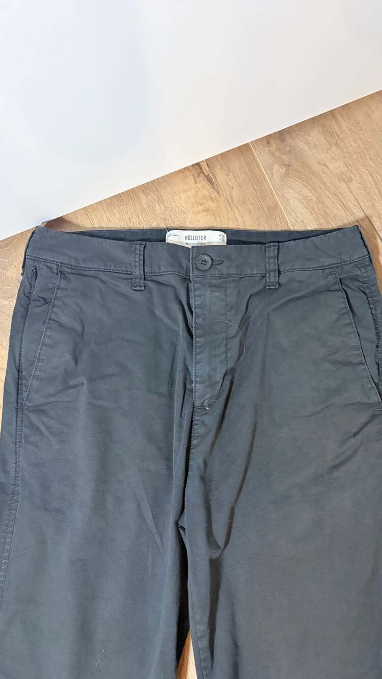 Hollister Straight Chino Size W31 L32 Black Pants